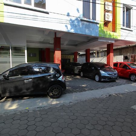 Reddoorz Plus Near Lippo Plaza Jogjakarta Yogyakarta Esterno foto